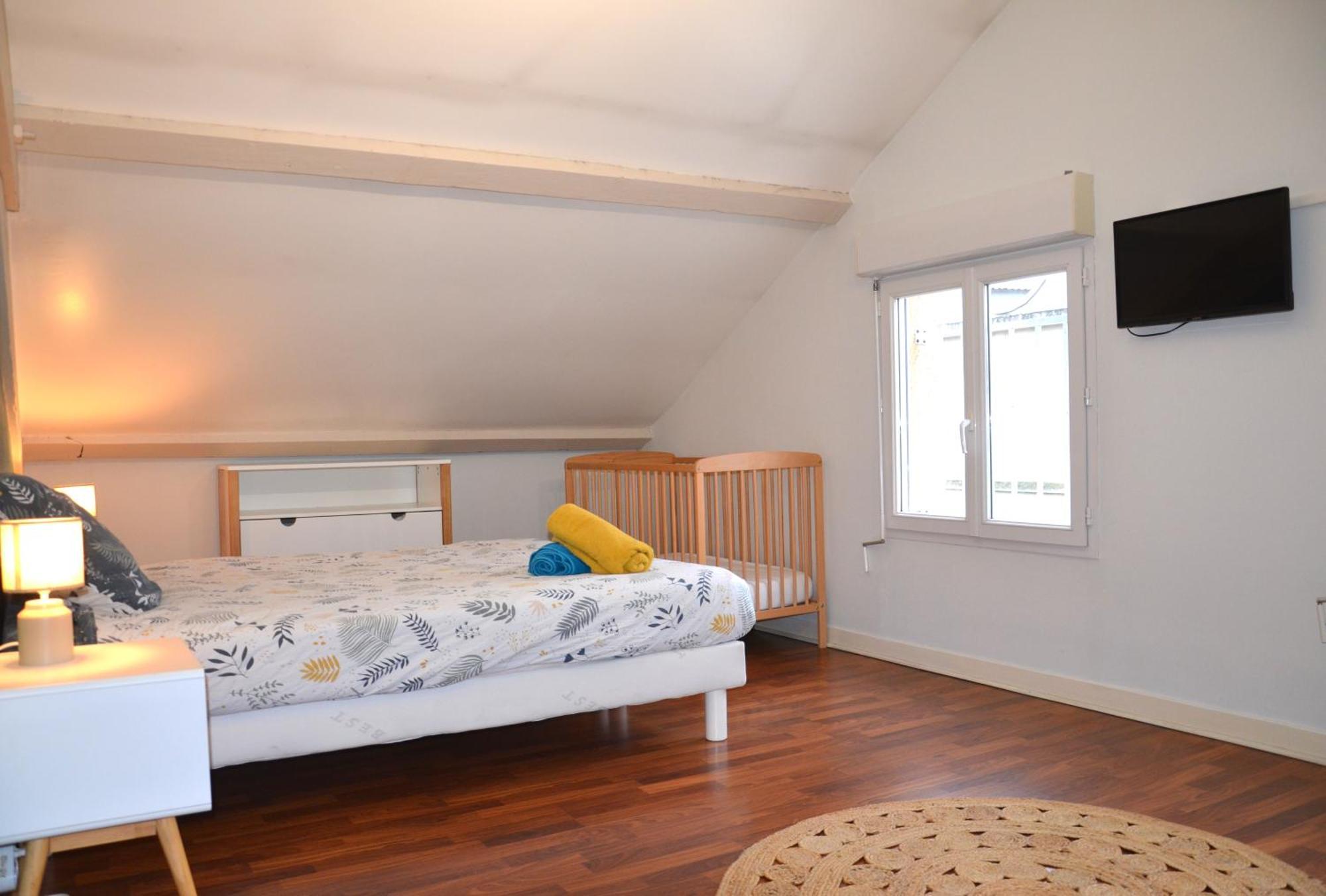 Apartmán Le Cocon Troyen - 6-8P - 2 Parking Gratuits Troyes Exteriér fotografie